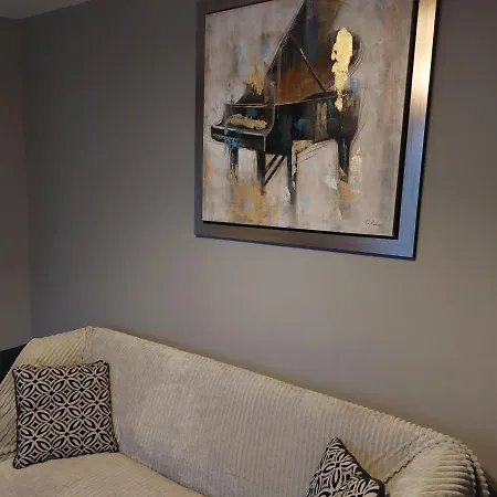 Amy's Place Charming 3 Bed House Donegal Sleeps 5 * Donegal Town